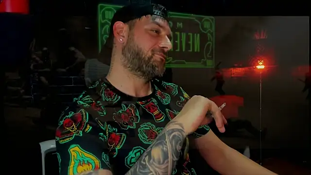 Snapshot of LexXHardy chatting on February 16, 5:59 pm LexXHardy online show from February 16, 5:59 pm