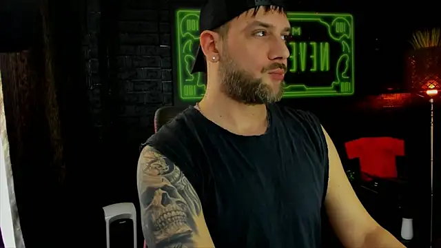 Snapshot of LexXHardy chatting on February 19, 12:22 pm LexXHardy online show from February 19, 12:22 pm