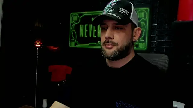 Snapshot of LexXHardy chatting on February 21, 4:26 pm LexXHardy online show from February 21, 4:26 pm