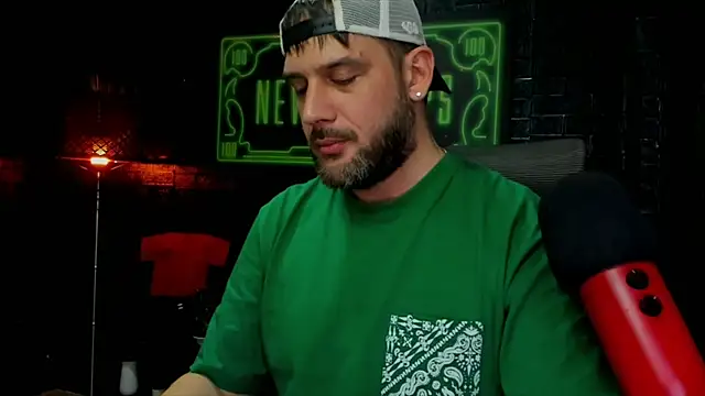 Snapshot of LexXHardy chatting on February 26, 10:53 pm LexXHardy online show from February 26, 10:53 pm