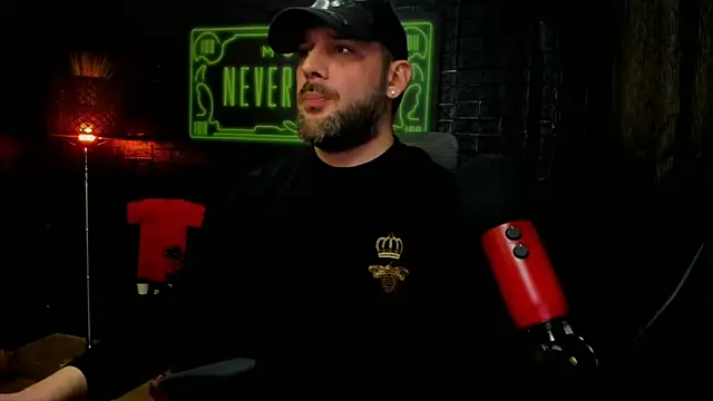 Snapshot of LexXHardy chatting on February 28, 9:33 pm LexXHardy online show from February 28, 9:33 pm