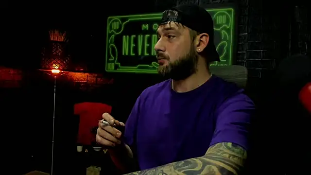 Snapshot of LexXHardy chatting on March 3, 4:56 pm LexXHardy online show from March 3, 4:56 pm