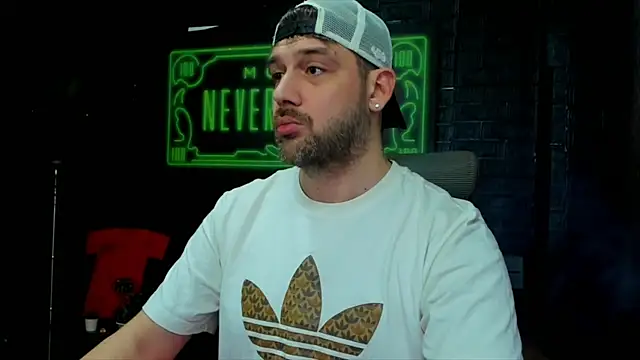 Snapshot of LexXHardy chatting on March 7, 4:33 pm LexXHardy online show from March 7, 4:33 pm