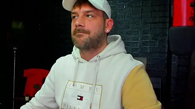 Snapshot of LexXHardy chatting on March 10, 4:57 pm LexXHardy online show from March 10, 4:57 pm