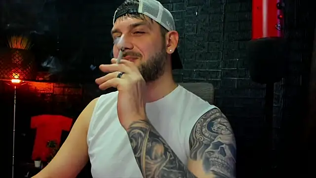 Snapshot of LexXHardy chatting on March 13, 4:49 am LexXHardy online show from March 13, 4:49 am