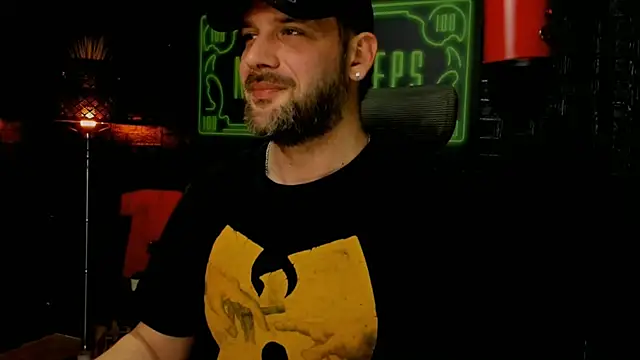 Snapshot of LexXHardy chatting on March 19, 5:17 pm LexXHardy online show from March 19, 5:17 pm