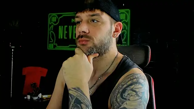 Snapshot of LexXHardy chatting on March 23, 6:37 am LexXHardy online show from March 23, 6:37 am