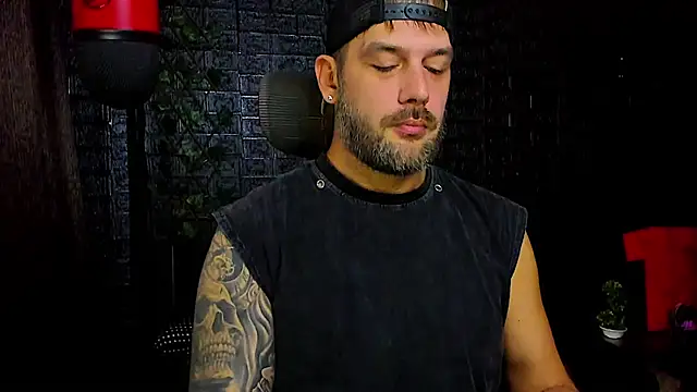 Snapshot of LexXHardy chatting on September 14, 10:14 am LexXHardy online show from September 14, 10:14 am