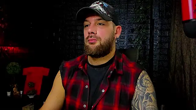 Snapshot of LexXHardy chatting on October 18, 1:12 pm LexXHardy online show from October 18, 1:12 pm