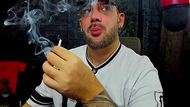 Snapshot of LexXHardy chatting on October 21, 1:56 pm LexXHardy online show from October 21, 1:56 pm