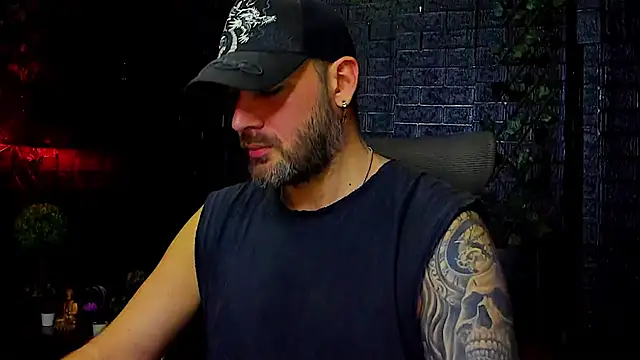 Snapshot of LexXHardy chatting on November 1, 9:39 pm LexXHardy online show from November 1, 9:39 pm