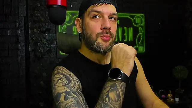 Snapshot of LexXHardy chatting on November 11, 5:57 pm LexXHardy online show from November 11, 5:57 pm