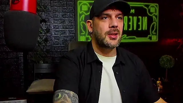 LexXHardy online show from January 17, 12:43 pm