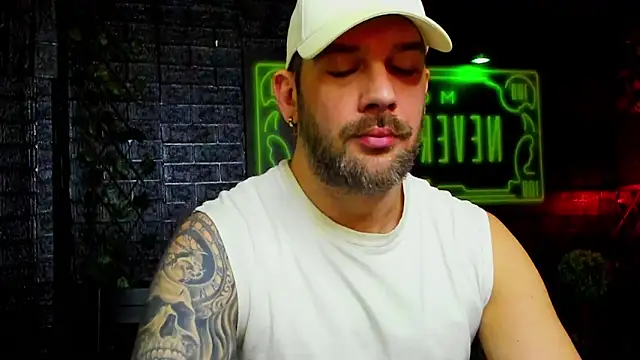 LexXHardy online show from February 16, 11:06 am