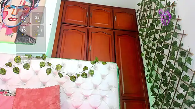 Andrea Williams24 online show from March 5, 6:45 pm