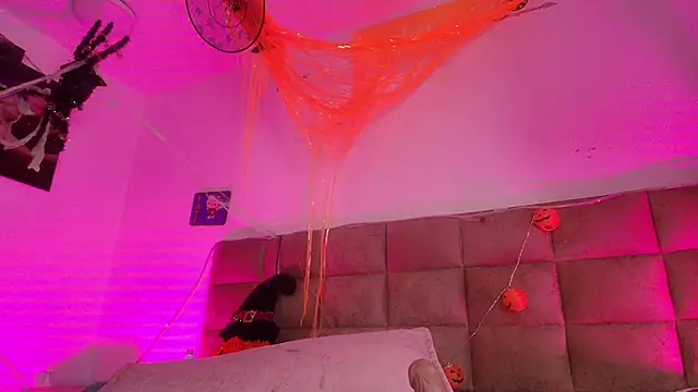 Snapshot of _sex_mia chatting on October 30, 7:14 pm sex mia online show from October 30, 7:14 pm