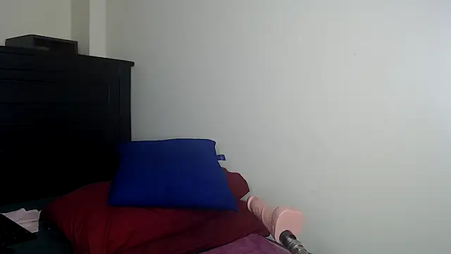 NIKKIE LOVE online show from May 15, 6:48 pm