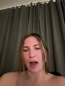 Snapshot of secretcrazy69 chatting on December 14, 7:14 pm secretcrazy69 online show from December 14, 7:14 pm