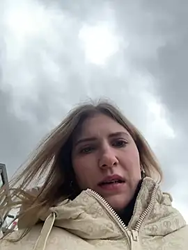 Snapshot of secretcrazy69 chatting on December 22, 12:38 pm secretcrazy69 online show from December 22, 12:38 pm