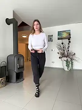 Snapshot of secretcrazy69 chatting on January 6, 12:57 pm secretcrazy69 online show from January 6, 12:57 pm