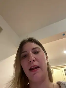 Snapshot of secretcrazy69 chatting on February 21, 7:10 pm secretcrazy69 online show from February 21, 7:10 pm