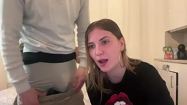 Snapshot of secretcrazy69 chatting on March 20, 4:09 pm secretcrazy69 online show from March 20, 4:09 pm