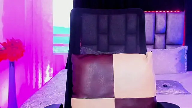 michacosio online show from February 8, 10:40 pm