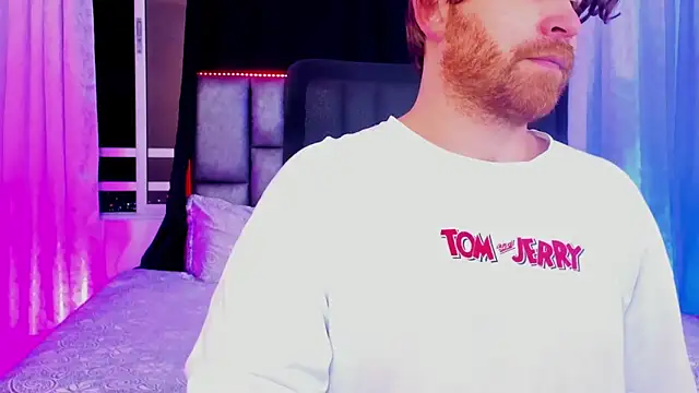 michacosio online show from February 12, 11:30 pm