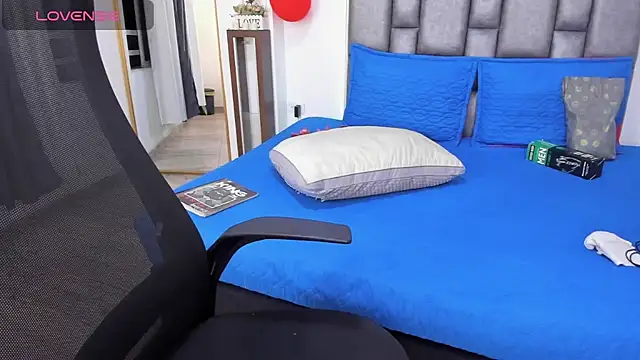 michacosio online show from February 25, 2:43 am