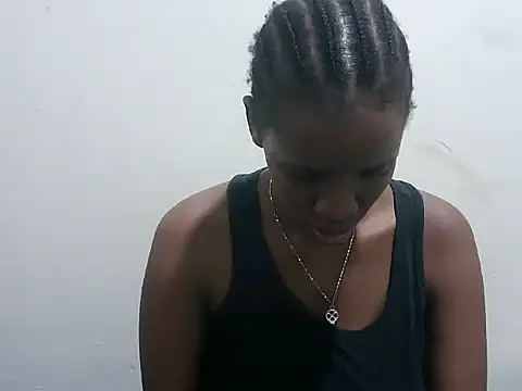 prettybeee online show from December 22, 8:06 pm