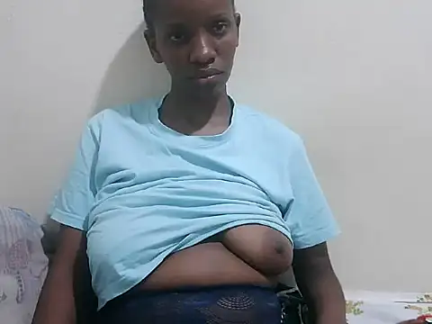 prettybeee online show from March 30, 10:55 pm