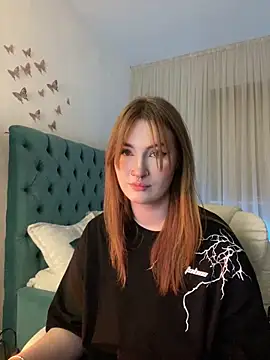  Chlo  e online show from February 16, 1:03 am