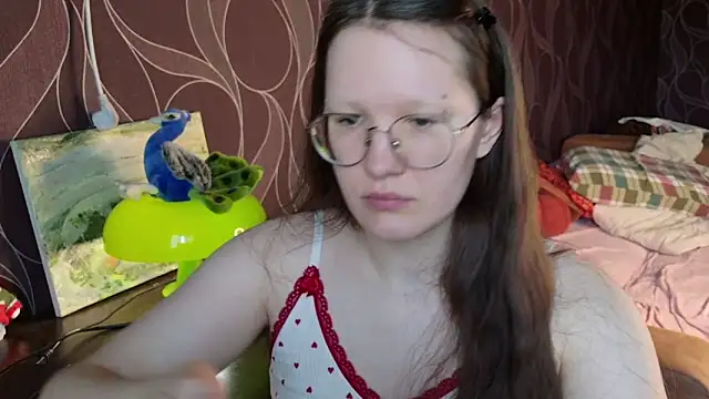 Snapshot of MiriamOr chatting on June 14, 7:43 am MiriamOr online show from June 14, 7:43 am