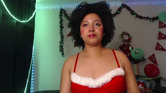 Snapshot of michell_bling1 chatting on December 25, 5:16 am michell bling1 online show from December 25, 5:16 am