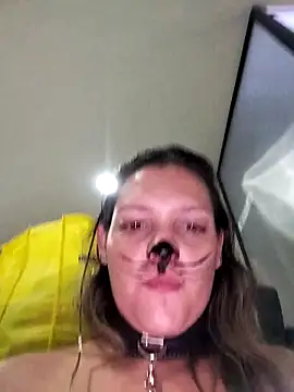 Snapshot of Mia_Hampton chatting on January 24, 11:23 pm Mia Hampton online show from January 24, 11:23 pm