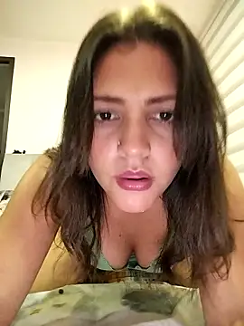 Snapshot of Mia_Hampton chatting on February 23, 1:13 am Mia Hampton online show from February 23, 1:13 am