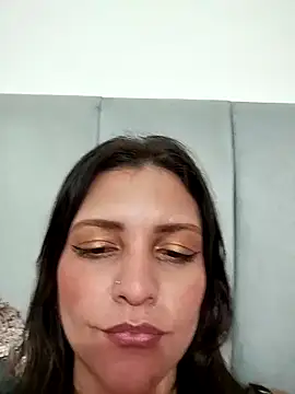 Snapshot of Mia_Hampton chatting on March 8, 1:50 am Mia Hampton online show from March 8, 1:50 am