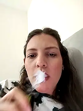 Snapshot of Mia_Hampton chatting on March 14, 5:46 pm Mia Hampton online show from March 14, 5:46 pm