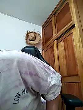 Snapshot of Mia_Hampton chatting on September 17, 7:48 pm Mia Hampton online show from September 17, 7:48 pm