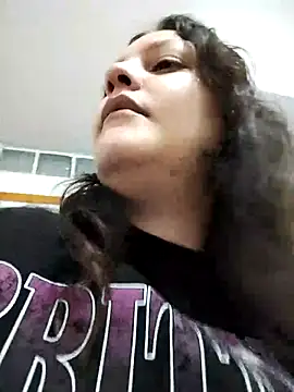 Mia Hampton online show from February 12, 4:57 pm