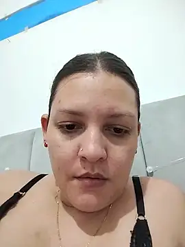 Snapshot of Mia_Hampton chatting on May 28, 3:31 pm Mia Hampton online show from May 28, 3:31 pm