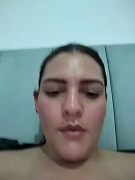 Mia Hampton online show from June 14, 2:35 am