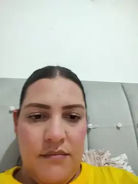 Mia Hampton online show from July 3, 11:44 pm