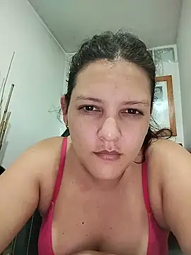Mia Hampton online show from July 19, 5:05 pm