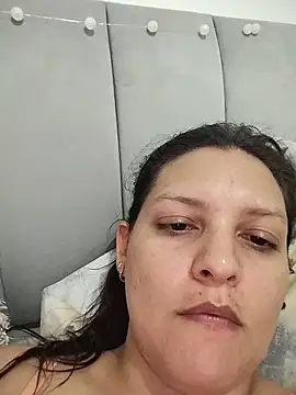 Mia Hampton online show from July 22, 7:27 pm