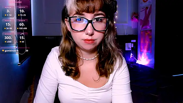 Snapshot of Cosmo_Riri chatting on September 10, 5:07 am Cosmo Riri online show from September 10, 5:07 am