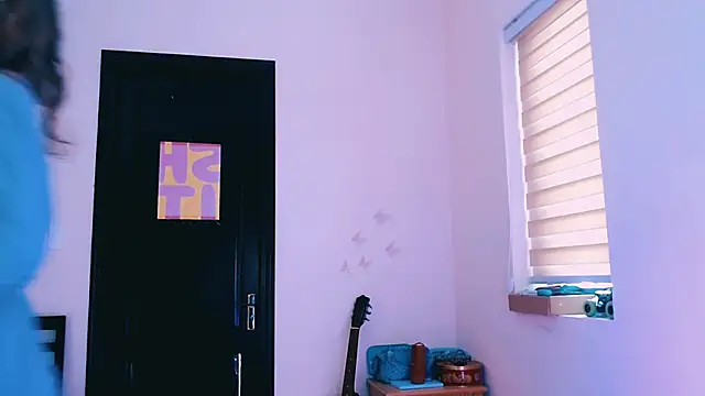 Cosmo Riri online show from March 12, 8:31 am