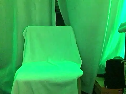 Snapshot of Randolphlancaster chatting on March 13, 9:32 am Randolphlancaster online show from March 13, 9:32 am