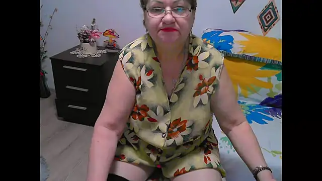 Snapshot of Hyllda chatting on January 31, 9:46 pm Hyllda online show from January 31, 9:46 pm