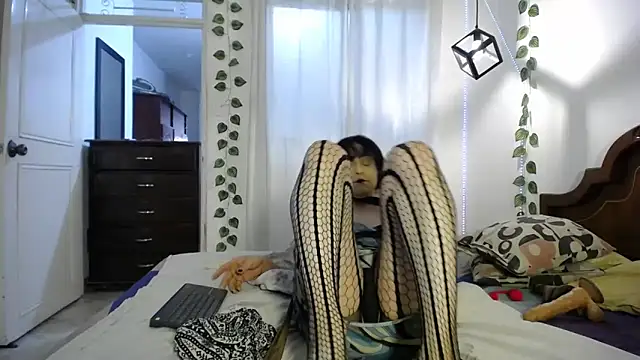 ivonne  hott1 online show from February 23, 8:50 pm